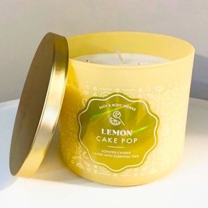 BBW lemon cake pop candle